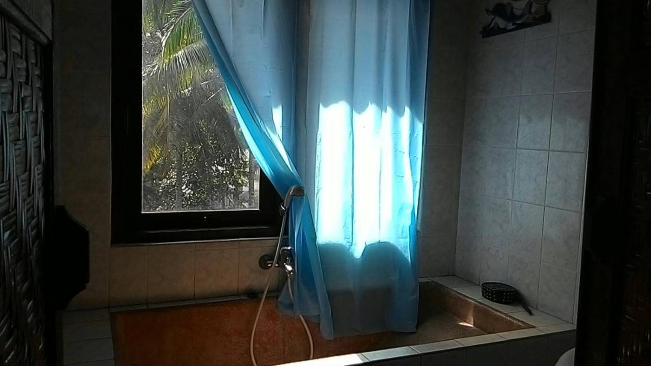 サリワギ コテージ ウブド エクステリア 写真